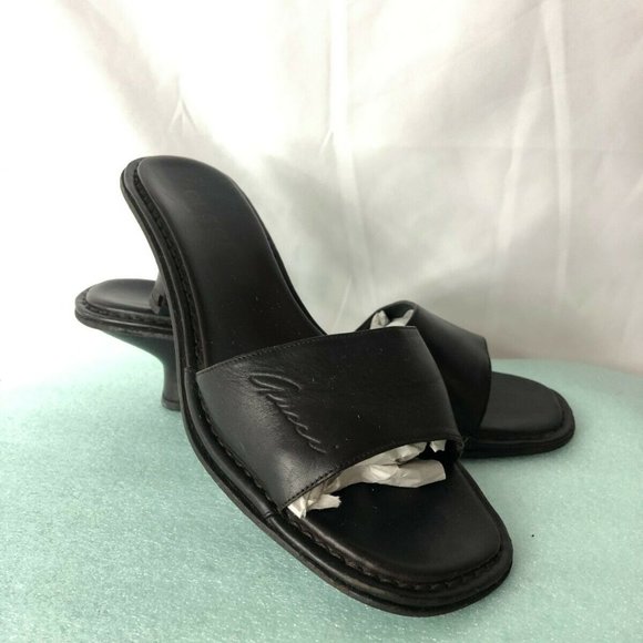 Gucci Black Leather Sandals - Picture 1 of 8